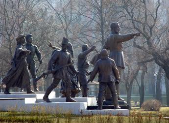 Köztéri szobor - Budapest - Kossuth-emlékmű az Orczy parkban