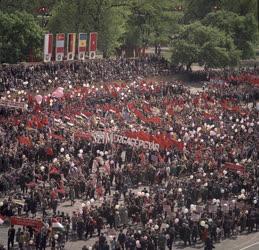 Ünnep - Belpolitika - Május elseje a fővárosban  