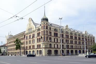 Épület - Budapest - A Budapesti Elektromos Művek székháza