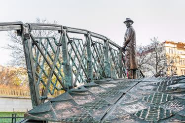 Köztéri szobor - Budapest - Nagy Imre miniszterelnök 