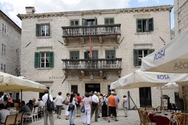 Városkép - Tengerészeti Múzeum - Kotor