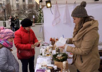 Ünnep - Budapest - Pálos advent