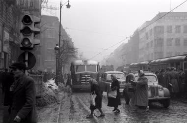 Közlekedés - Forgalom Budapesten