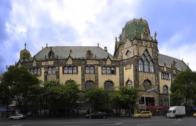 Városkép - Budapest - Iparművészeti Múzeum