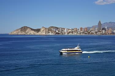 Turizmus - Benidorm - Mediterrán terasz