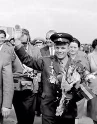 Külkapcsolat - Jurij Gagarin világ első űrhajósa Budapesten