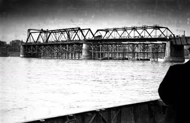 Építőipar - A Kossuth híd építése