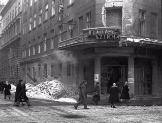 Városkép - Budapest az 1956-os forradalom és szabadságharc után