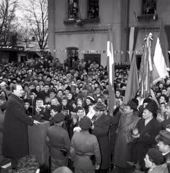 Külkapcsolat - Kádár János beszéde Biharkeresztesen