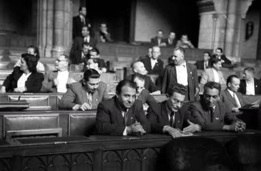 Belpolitika - Országgyűlés 1947-ben