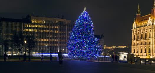 Városkép  - Budapest - Az ország karácsonyfája