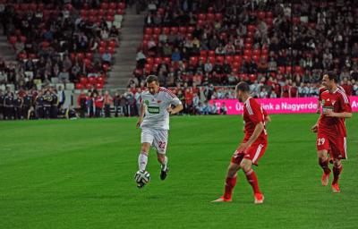 Sportlétesítmény - Debrecen - Felavatták a  Nagyerdei Stadiont