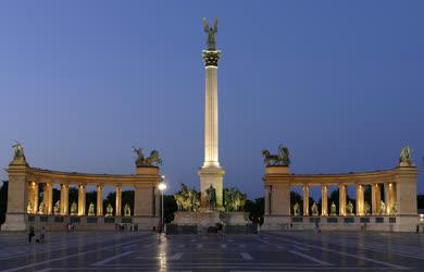 Városkép - Budapest - A Millenniumi emlékmű a Hősök terén
