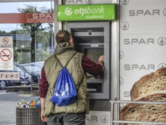 Pénzügy - OTP Bank által üzemeltetett ATM