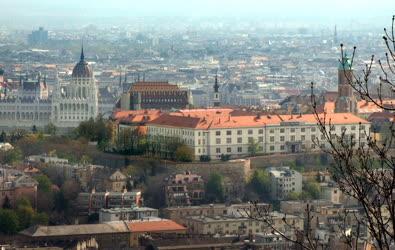 Városkép - Budapest - Hadtörténeti Intézet és Múzeum