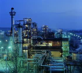 Ipar - Energia - Benzingyártás - A zalaegerszegi Zalai Kőolaj