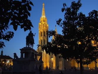 Városkép - Budapest - A felújított Mátyás-templom 