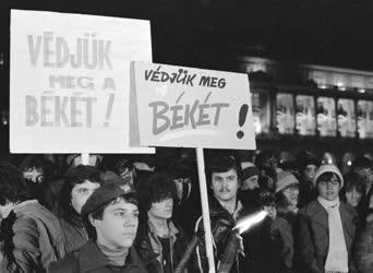 Belpolitika - Békenagygyűlés a Kossuth Lajos téren