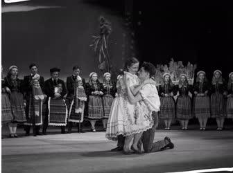 Kultúra - Magyar Állami Népi Együttes táncjátéka