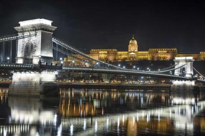 Esti városkép - Budapest - Lánchíd