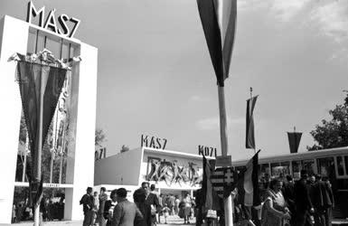 Kereskedelem - Budapesti Nemzetközi Vásár 1947-ben