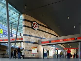 Budapest - Közlekedés - Metró végállomás