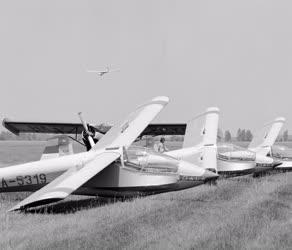 Ipar - Sport - Vitorlázó repülőgépek 