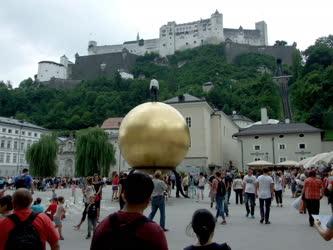 Városkép - Salzburg - A Káptalan tér