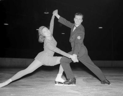 Sport - Műkorcsolya - Korda-Vásárhelyi kettős aranyérmes