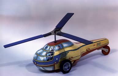 Játék - Lemezárugyár - Lendület helikopter
