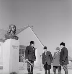 Kultúra - II. Rákóczi Ferenc mellszobor Hajdúviden