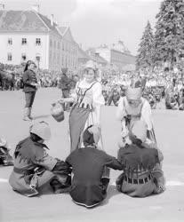 Városkép-életkép - Karnevál Szombathelyen