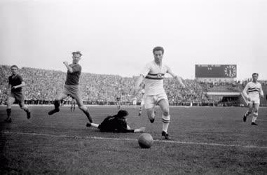 Sport - Bp. Honvéd - Bp. Vasas labdarúgó-mérkőzés