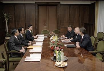 Külgazdasági kapcsolat - A Koreai Köztársaság kereskedelmi és ipari minisztere Budapesten