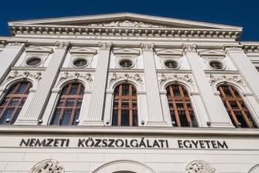 Épületfotó - Budapest - A Nemzeti Közszolgálati Egyetem 