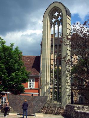 Köztéri szobor - Budapest - Szent István koronázási palást