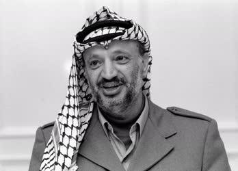 Diplomácia - Jasszer Arafat Magyarországon