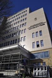 Egészségügy - Budapest - Elkészült a Kútvölgyi Kórház külső homlokzata