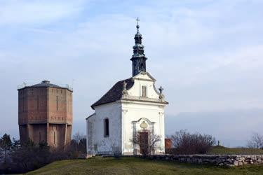 Egyházi épület - Tata - A Kálvária-kápolna