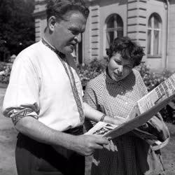 Nazim Hikmet török költő újabb látogatása Magyarországon