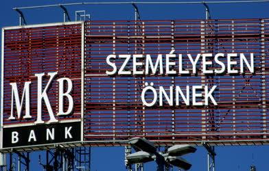Városkép - Budapest - Az MKB Bank reklámja