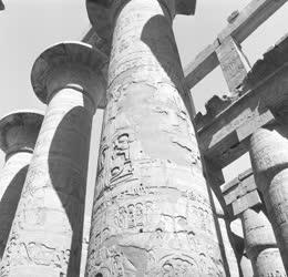Kultúra - Egyiptom - A karnaki nagytemplom részlete