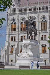 Műalkotás - Budapest -  Gróf Andrássy Gyula lovas szobra