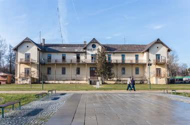 Műemlék épület - Keszthely - Balaton Szálló