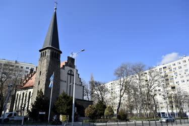 Egyház - Budapest - Óbudai Evangélikus Egyházközség temploma