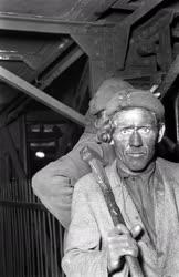 Ipar - Bányászat - Sajtófogadás a pécsi bányákban