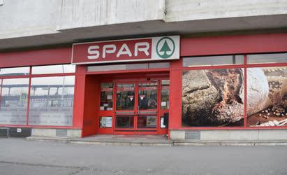 Kereskedelem - Budapest - SPAR élelmiszerbolt Kőbányán