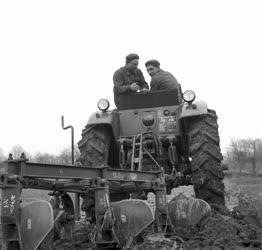 Mezőgazdaság - Oktatás - Munkában a Pápai Traktorosképző hallgatói