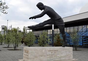 Kultúra - Sport - Sándor Károly labdarúgó budapesti szobra
