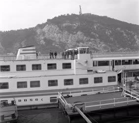 Idegenforgalom - Közlekedés - 25 év után ismét osztrák személyhajó Budapesten